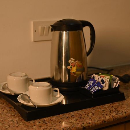 Hotel Dh Dharamshala Luaran gambar