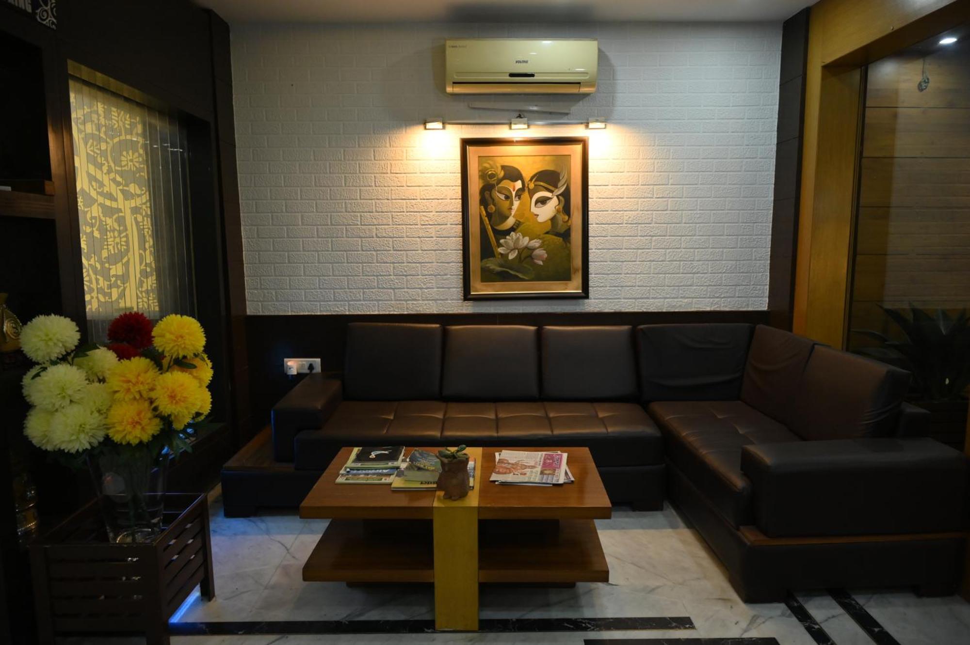 Hotel Dh Dharamshala Luaran gambar