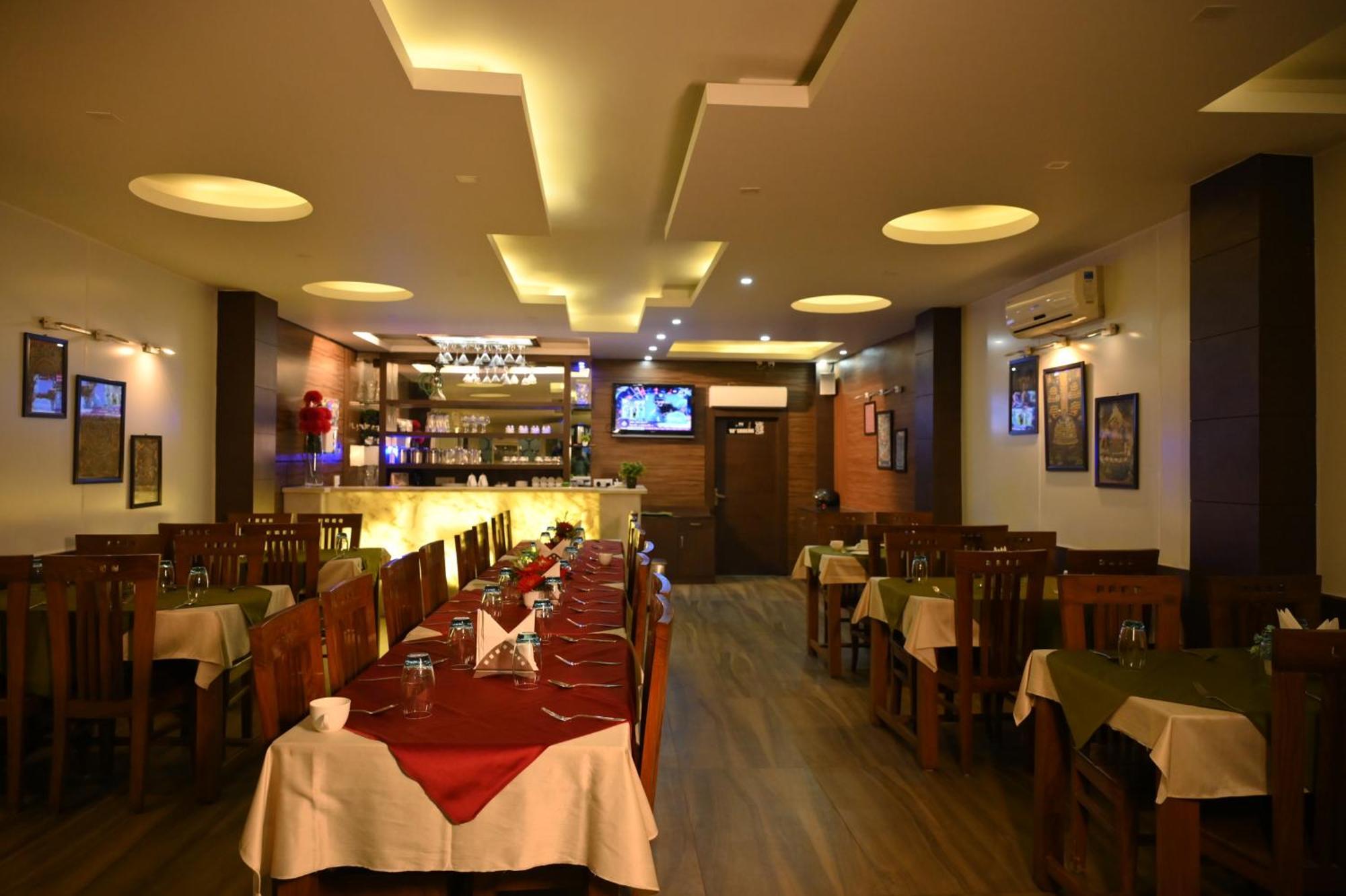 Hotel Dh Dharamshala Luaran gambar