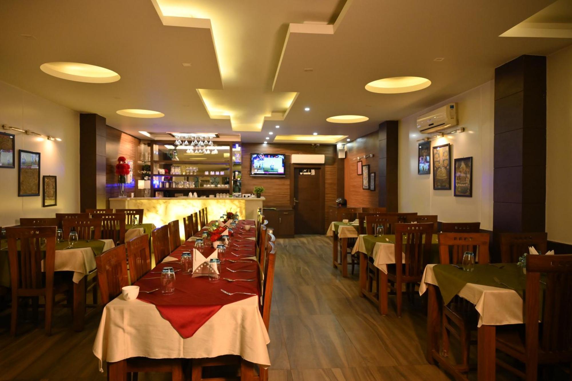 Hotel Dh Dharamshala Luaran gambar