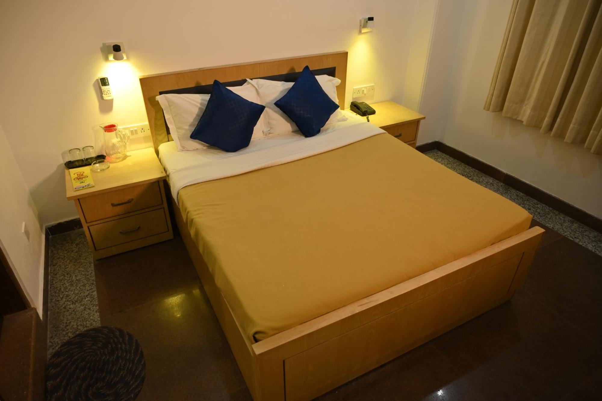 Hotel Dh Dharamshala Luaran gambar