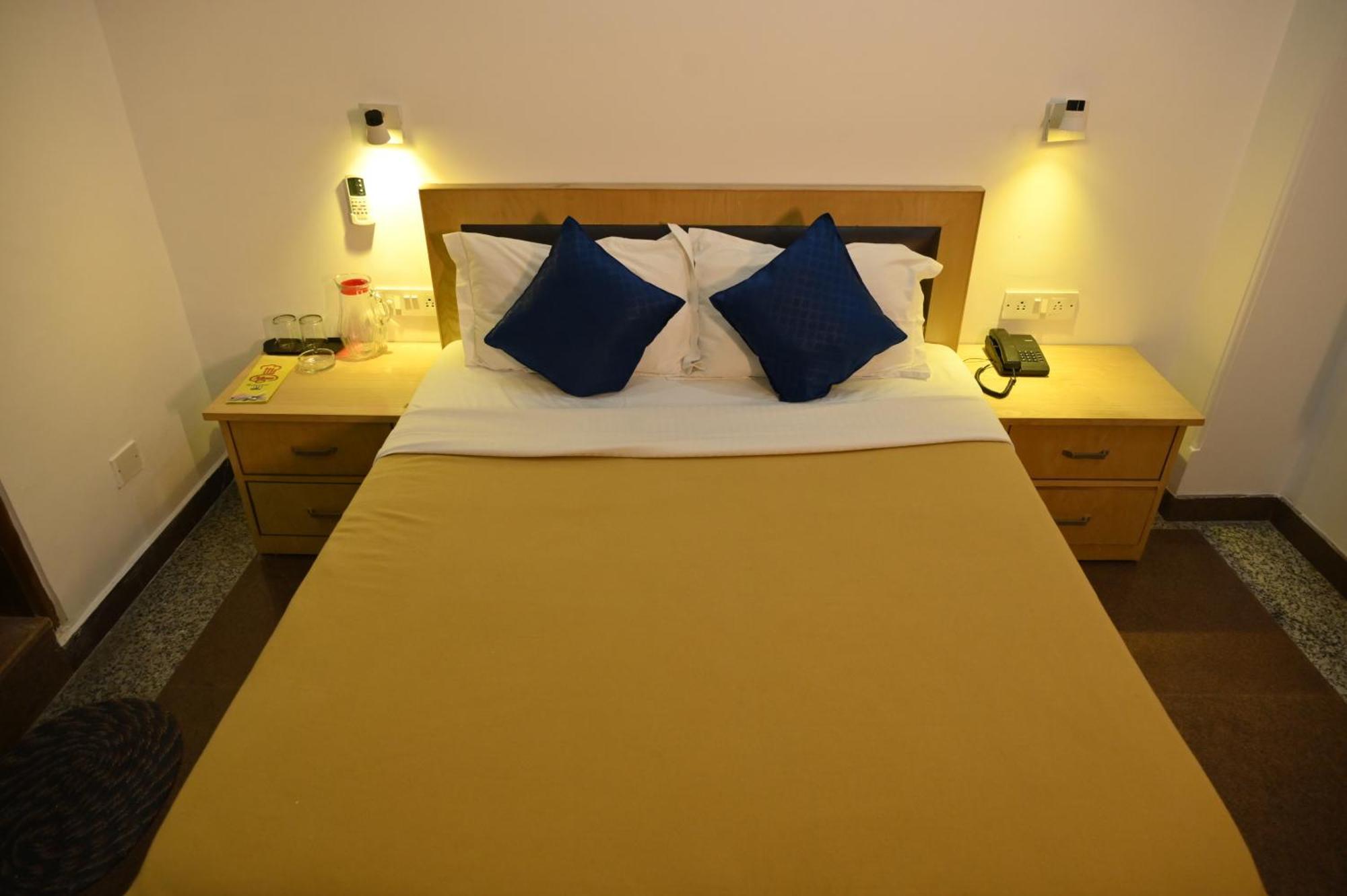 Hotel Dh Dharamshala Luaran gambar