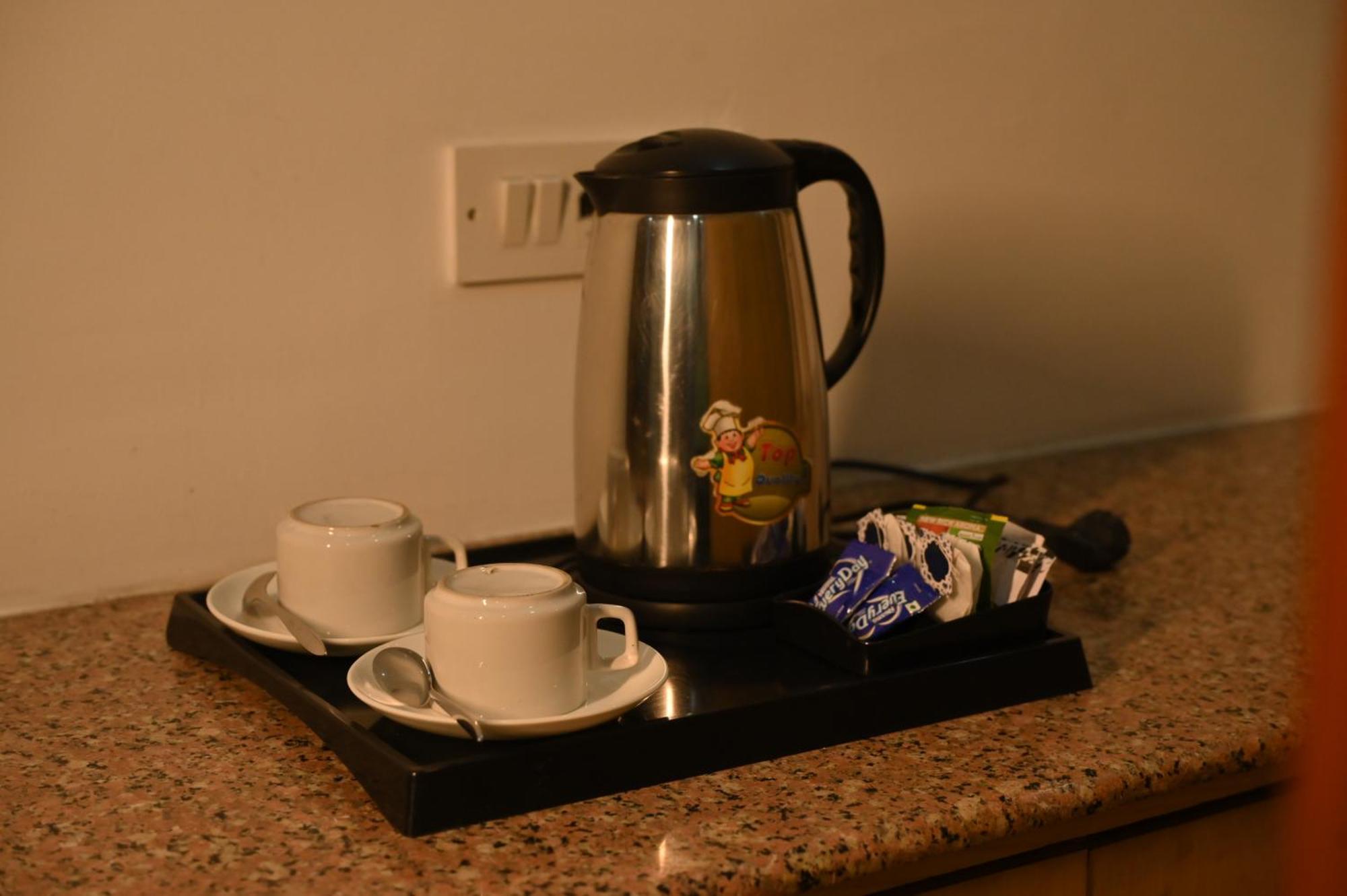 Hotel Dh Dharamshala Luaran gambar